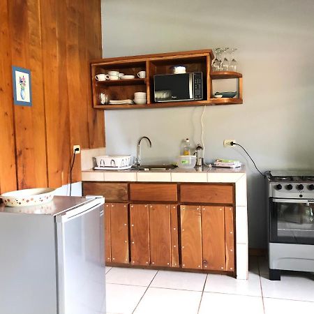 Monte Fresco Hostel Boutique Puntarenas Exterior photo